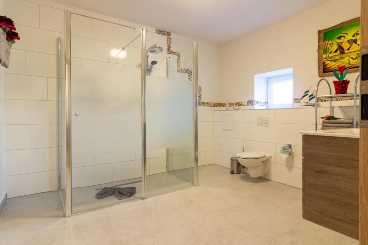 Apartment Fewo Efosa Kappel-Grafenhausen Eksteriør billede