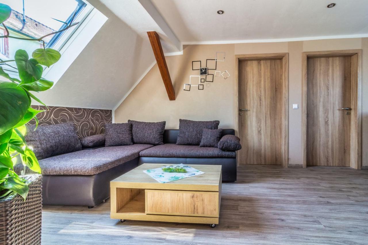 Apartment Fewo Efosa Kappel-Grafenhausen Eksteriør billede
