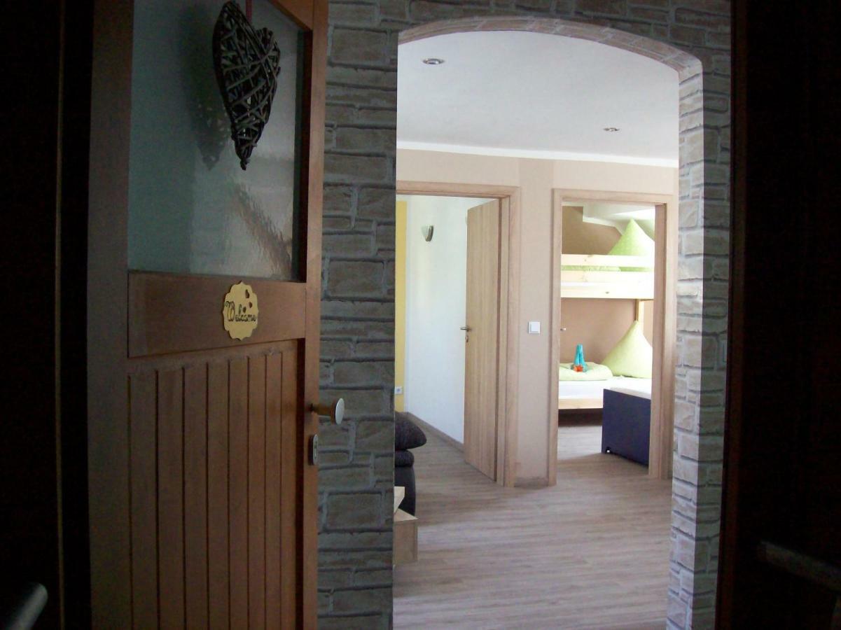 Apartment Fewo Efosa Kappel-Grafenhausen Eksteriør billede